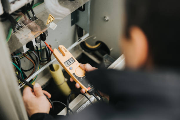 Best Circuit Breaker Repair  in Hancock, MI