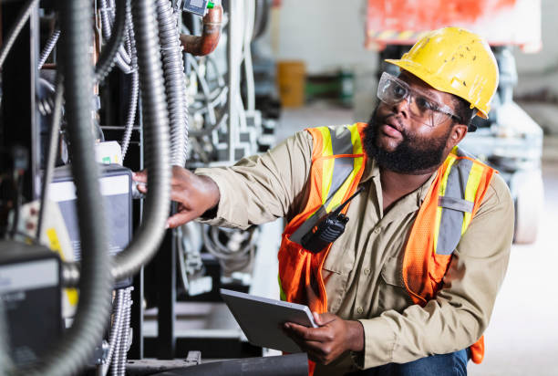 Best Affordable Emergency Electrician  in Hancock, MI